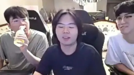 “食堂已满！”DK携带庞大教练与分析团队入住选手村-完美电竞