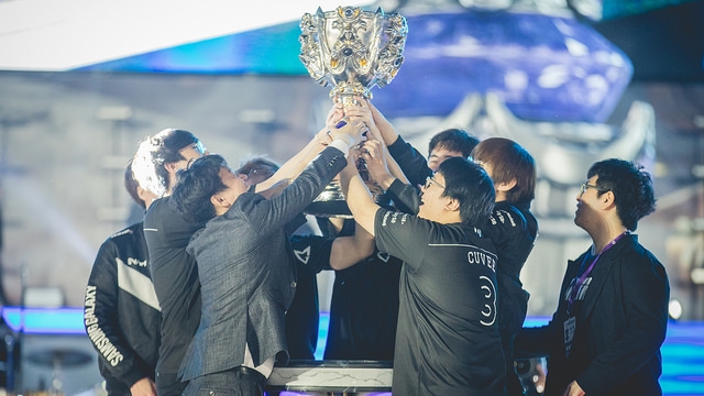 英雄联盟S15全球总决赛瑞士轮首轮：BLG爆冷不敌NRG，GEN展现恐怖统治力，LPL与LCK赛区出线形势初现端倪-完美电竞