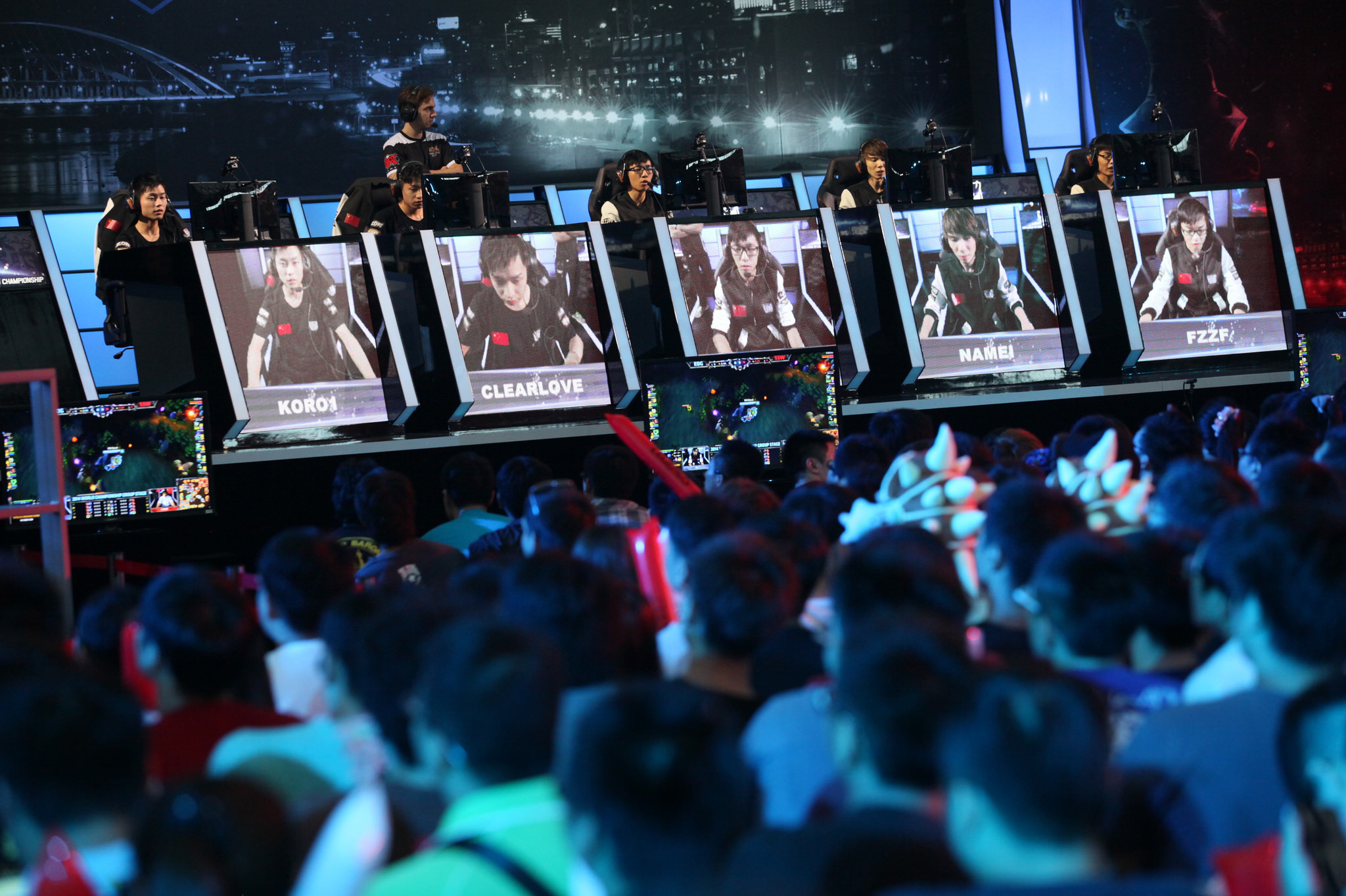 Instagram现任老板：马克·扎克伯格如何通过Meta掌控这一社交媒体平台？解析Facebook收购Instagram后的战略布局-完美电竞